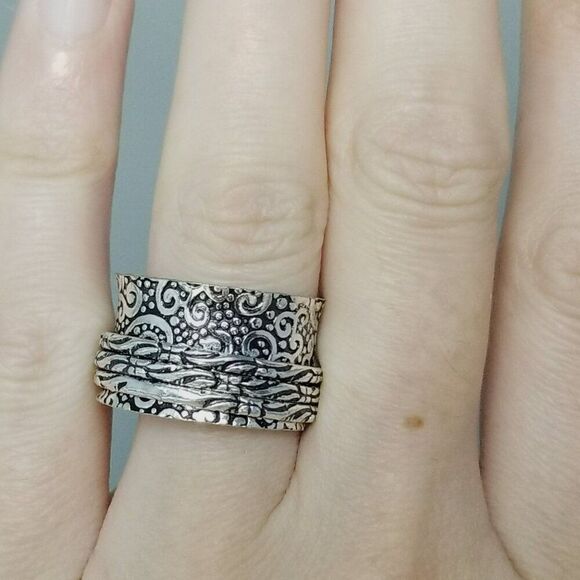 Vintage Silver Tone Spinner Ring with Swirl Design, Size 7.5 Band, Fidget - Picture 2 of 8